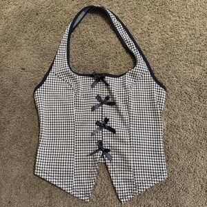 Stylish Black and White Houndstooth Women's Top